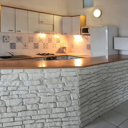 Ferienhaus Maison Charmante A Avec Jardin Et Aire De Jeux. *
