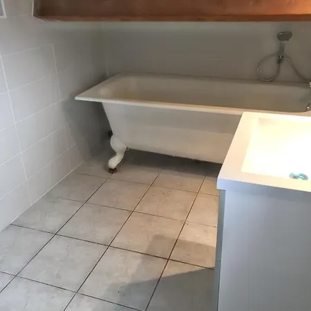 Maison Charmante A Avec Jardin Et Aire De Jeux. Vakantiehuis Agde