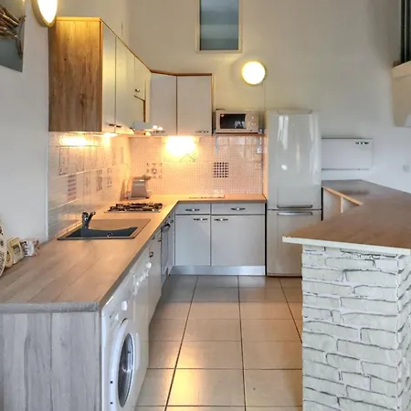 Maison Charmante A Avec Jardin Et Aire De Jeux. Holiday home