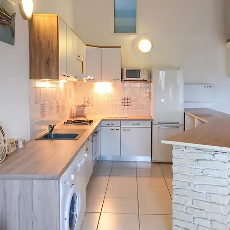 Prázdninový dům Maison Charmante A Avec Jardin Et Aire De Jeux. Agde