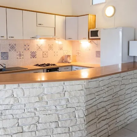 Maison Charmante A Avec Jardin Et Aire De Jeux. 別荘